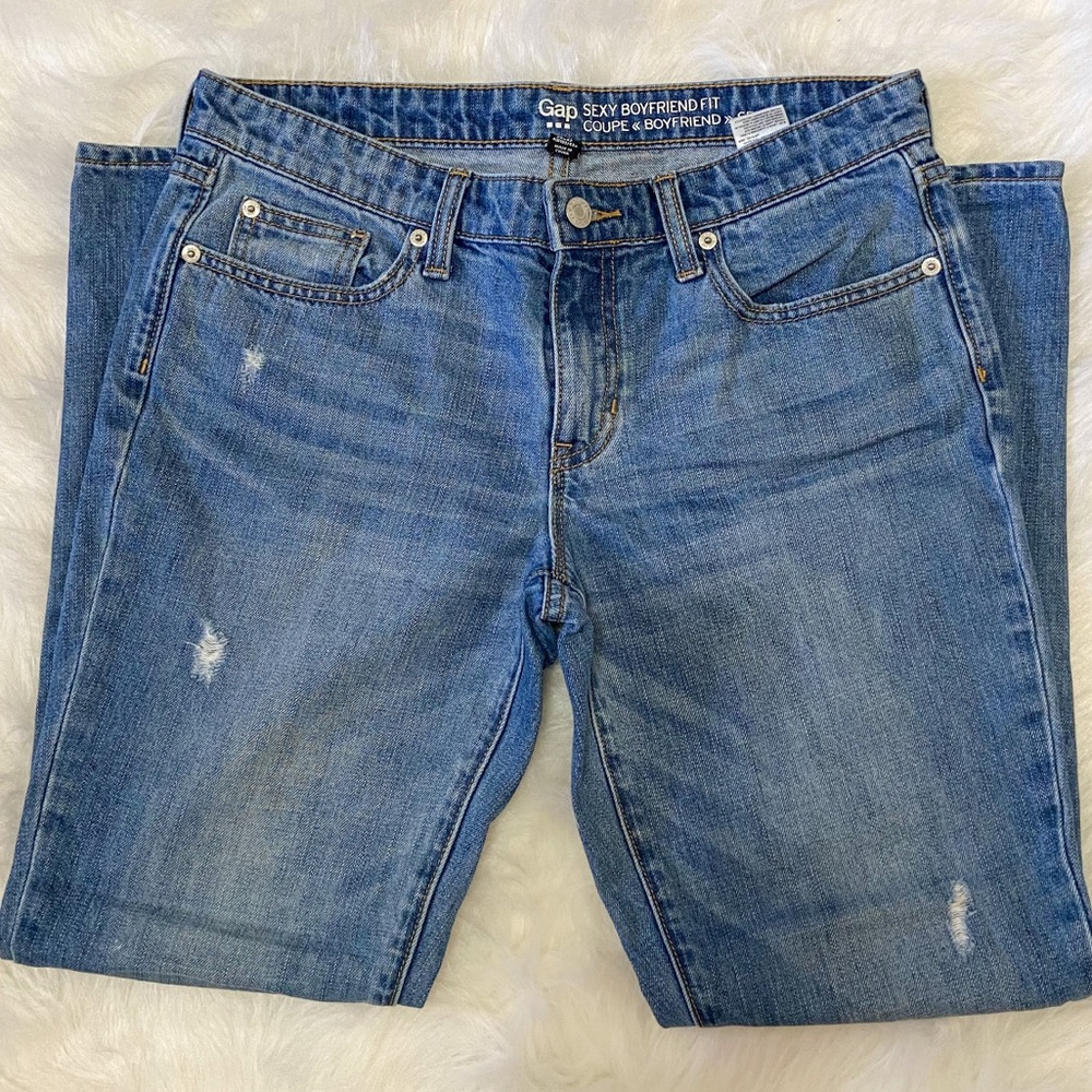 Gap Sexy Boyfriend Fit Distressed Jeans Size 2